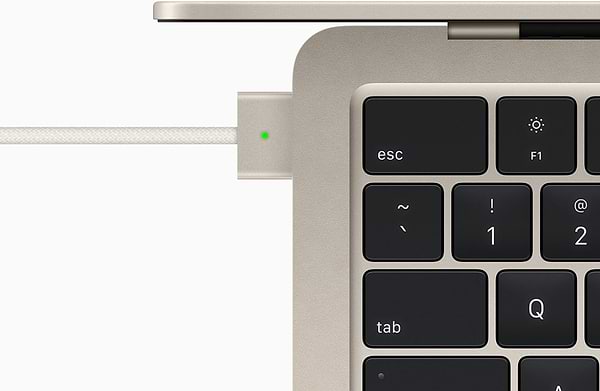 Фото - Ноутбук Apple MacBook Air 13.6'' M2 10-Core GPU 512Gb MLY23 Starlight
