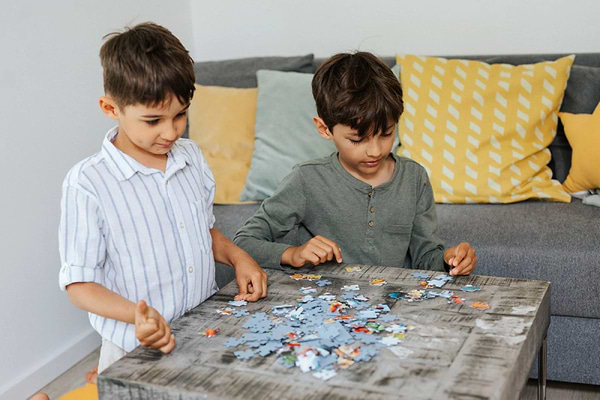 Фото - Пазлы картонные (5-7 лет) Trefl "Супер формы" - "Игры троллей" (104 элем. XL) (50037)