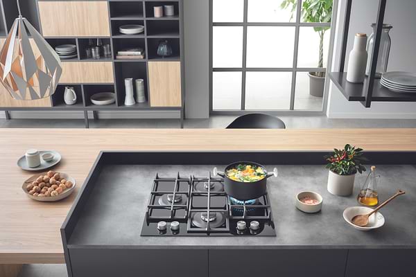 Фото - Духова шафа + варильна поверхня газова Hotpoint-Ariston FA2841JHBLHA + HAGS61FBK