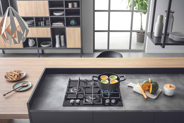Фото - Духова шафа + варильна поверхня газова Hotpoint-Ariston FA2841JHBLHA + HAGS61FBK
