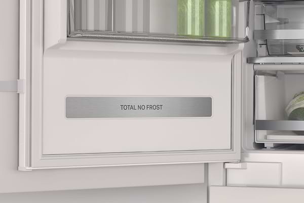 Фото - Холодильник встраиваемый Whirlpool WHC20T593P