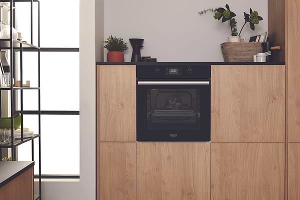 Фото - Духова шафа + варильна поверхня газова Hotpoint-Ariston FA2841JHBLHA + HAGS61FBK