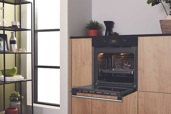 Фото - Духова шафа + варильна поверхня газова Hotpoint-Ariston FA2841JHBLHA + HAGS61FBK