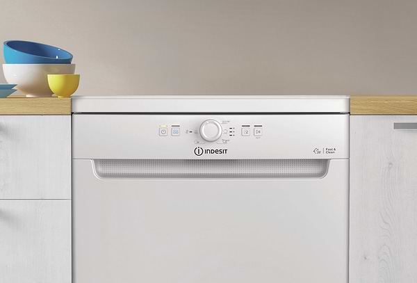 Фото - Посудомийна машина окремостояча Indesit D2FHK26