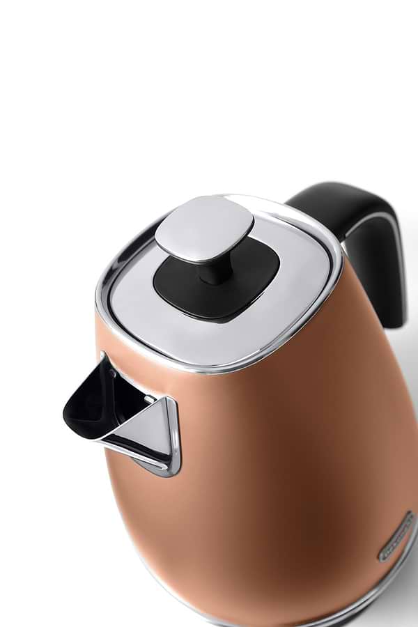 Фото - Электрический чайник Delonghi KBI2011.CP