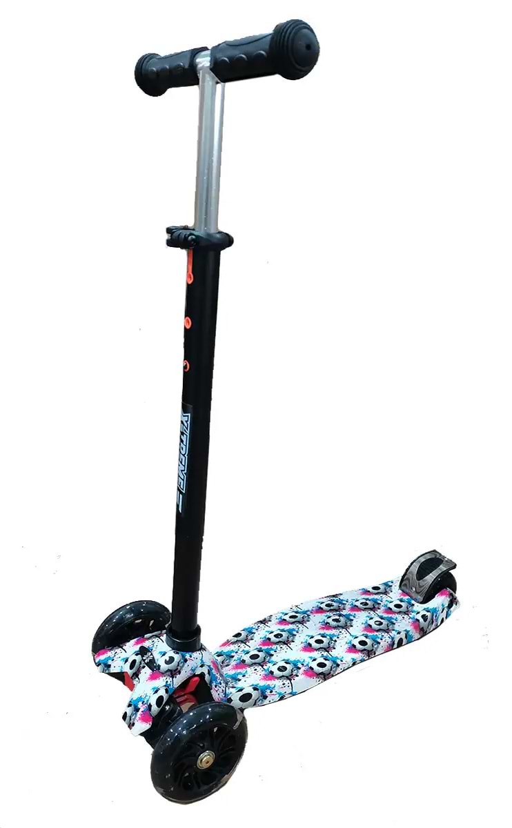 Трёхколёсный самокат X-Treme KS-209W football