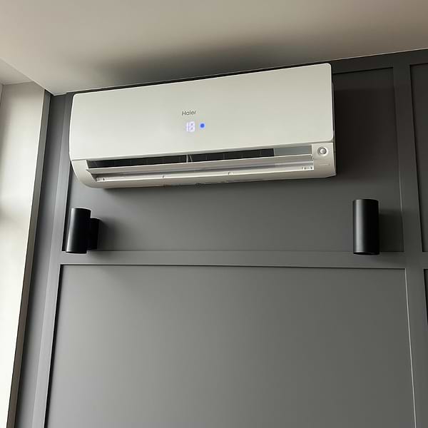 Фото - Кондиционер сплит Haier 1U71FL/AS71FL-W