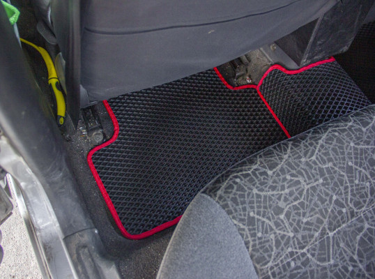 Фото - Килимки з екошкіри в салон авто EVAtech ECO для Lanos Daewoo 1998-2017 1 покоління Htb EU DO31959C5BBB