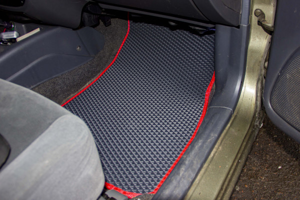 Фото - Килимки з екошкіри в салон авто EVAtech ECO для Lanos Daewoo 1998-2017 1 покоління Sedan EU DO3813PC4BBB