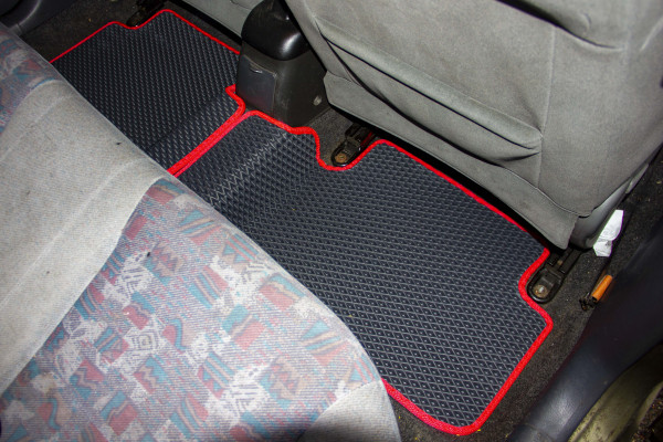 Фото - Килимки з екошкіри в салон авто EVAtech ECO для Lanos Daewoo 1998-2017 1 покоління Sedan EU DO3813PC4BBB