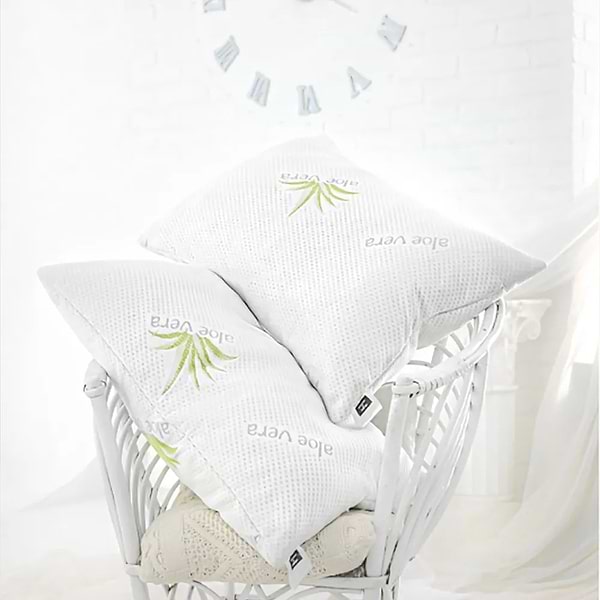 Фото - Подушка стандартна MirSon антиалергенна №718 Dorotea Thinsulate м'яка 70х70 см (2200001486713)