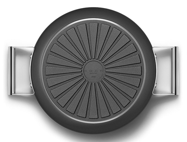 Фото - Сотейник Smeg 28 см (DPF2812BLM)