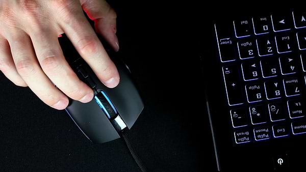 Фото - Мышь проводная игровая Dream Machines DM5 Blink USB Black
