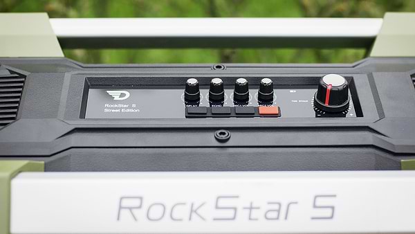 Фото - Уценка - Портативная акустика DreamWave Rock Star-S