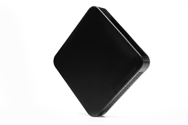 Фото - Уценка - Стационарный медиаплеер iNeXT TV6 Ultra