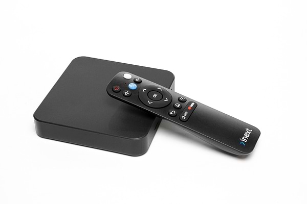 Фото - Уценка - Стационарный медиаплеер iNeXT TV6 Ultra