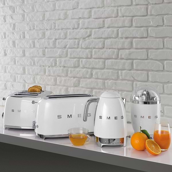 Фото - Електричний чайник Smeg KLF04WHEU