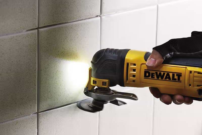 Фото - Багатофункціональний інструмент DeWALT DWE315KT