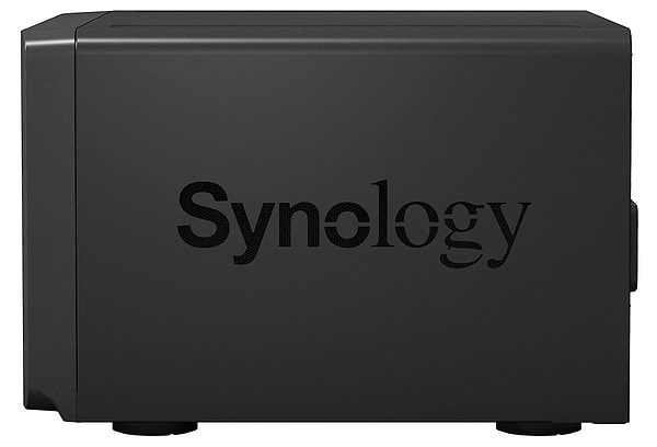 Фото - Сетевое хранилище без HDD Synology DX517