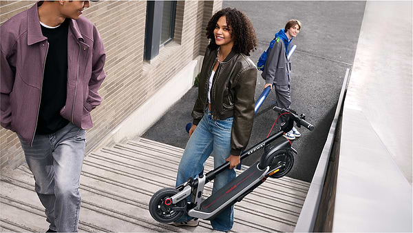 Фото - Электросамокат Segway Ninebot E3 E