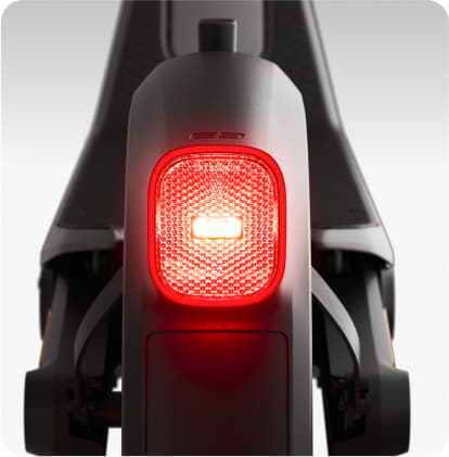 Фото - Электросамокат Segway Ninebot E3 E