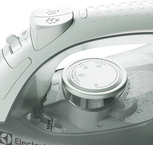 Фото - Утюг Electrolux E3SI1-2LG