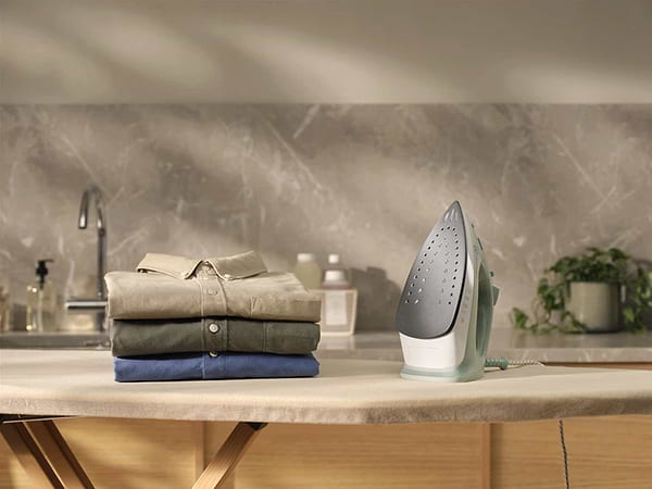 Фото - Утюг Electrolux E3SI1-2LG