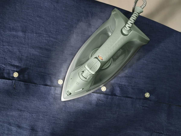 Фото - Утюг Electrolux E3SI1-2LG