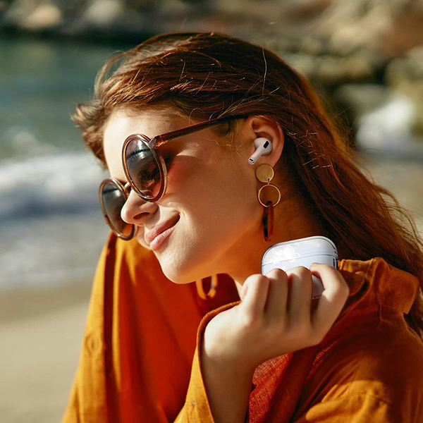 Фото - Чохол для навушників Elago Clear Hang Case Transparent for Airpods Pro 2nd Gen (EAPP2CL-HANG-CL)