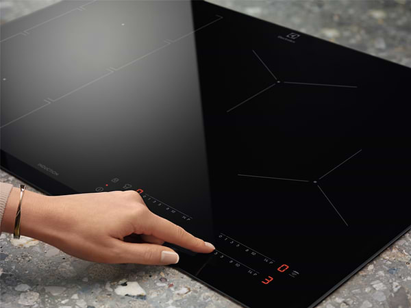 Фото - Варочная панель электрическая Electrolux EIS82441