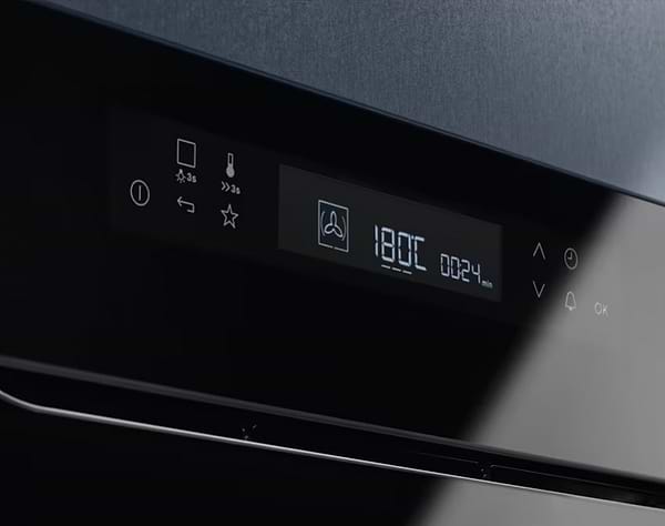 Фото - Духова шафа електрична Electrolux EOB7S31Z