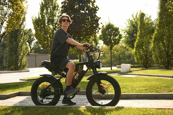 Фото - Електровелосипед 2E EB11 20'' Red-Black