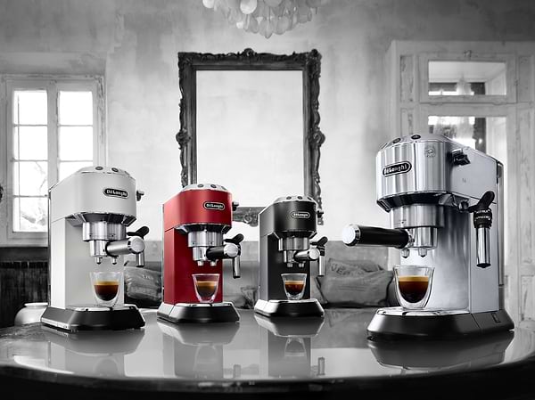 Фото - Кавоварка рожкова Delonghi EC 685.BK