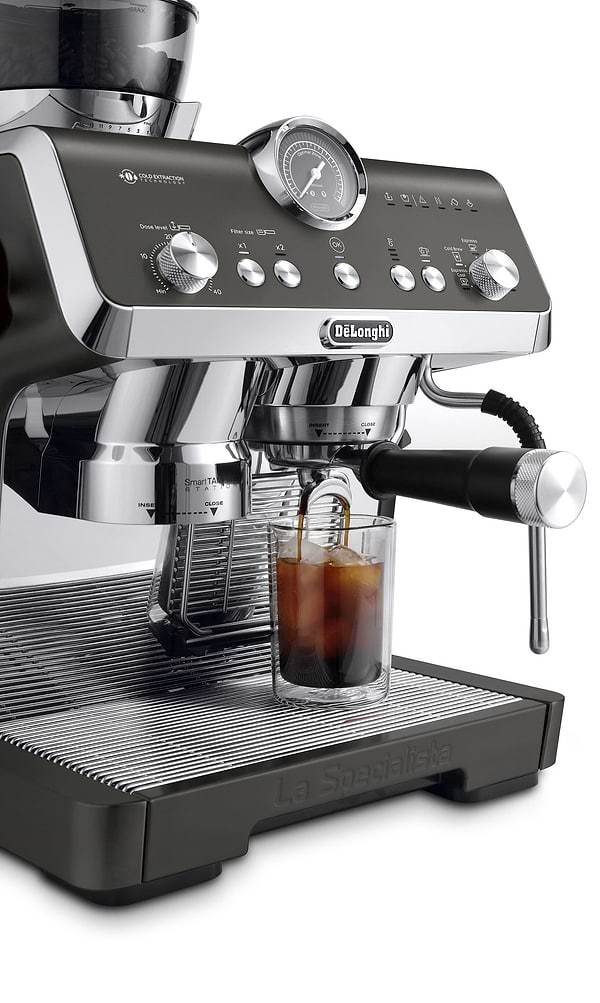Фото - Кавоварка ріжкова Delonghi EC9555.BK La Specialista Opera