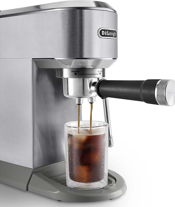 Фото - Уценка - Кофеварка рожковая Delonghi EC890.M