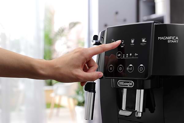 Фото - Уцінка - Кавомашина Delonghi ECAM220.21.B