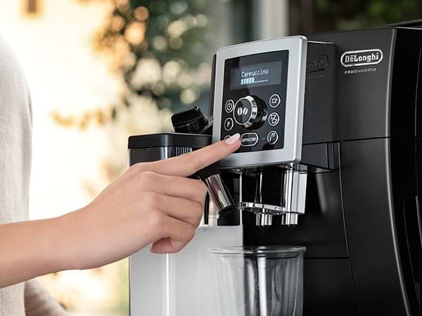 Фото - Кавомашина Delonghi ECAM 23.460.B