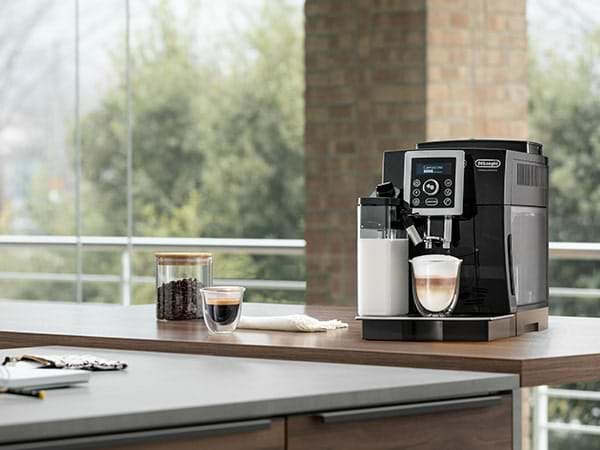 Фото - Кавомашина Delonghi ECAM 23.460.B