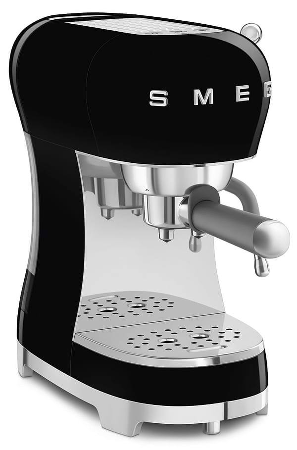 Фото - Кофеварка рожковая Smeg ECF02BLEU