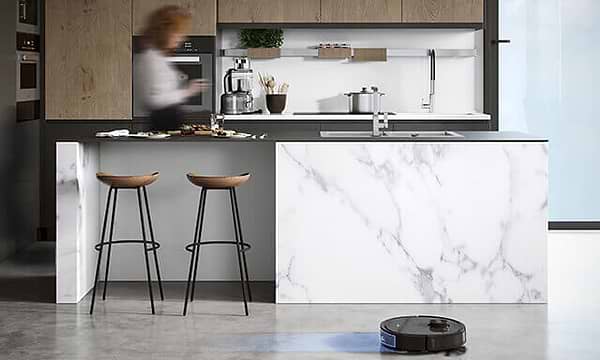 Фото - Уценка - Робот-пылесос моющий Ecovacs Deebot OZMO T8 AIVI (DBX11-11)