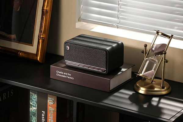 Фото - Портативна акустика Edifier MP230 Retro black