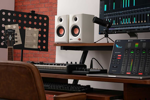 Фото - Комп'ютерна акустика компактна 2.0 Edifier 36W MR3 White