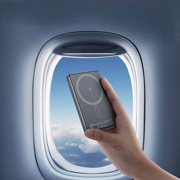 Фото - Батарея мобільна Essager Cross-border magnetic 20W PD Li-Pol QC3.0 5000mAh (EDY5K-YJ0A-Z)