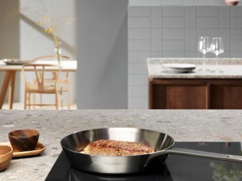 Фото - Варильна поверхня електрична Electrolux EIS6648
