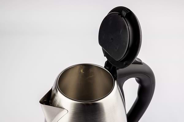 Фото - Электрический чайник Grunhelm EKS-2028