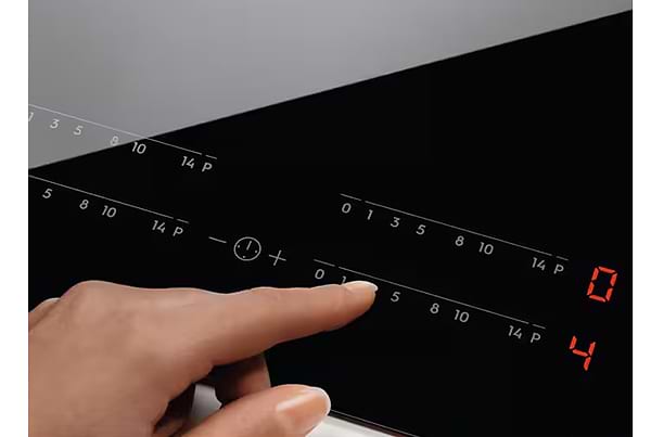 Фото - Варочная панель электрическая Electrolux EIV6340X