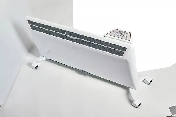 Фото - Конвектор Electrolux ECH/AGI-2500