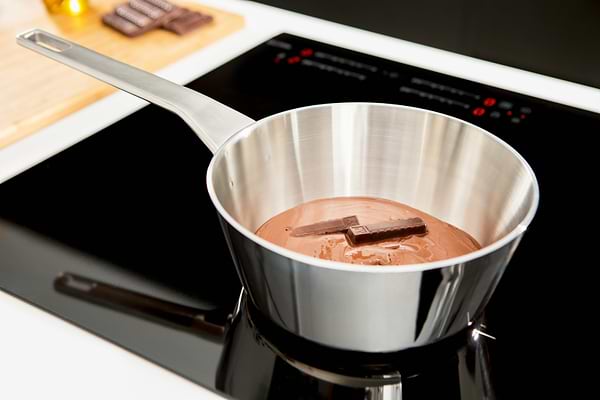 Фото - Варочная панель электрическая Electrolux EHH56340FK