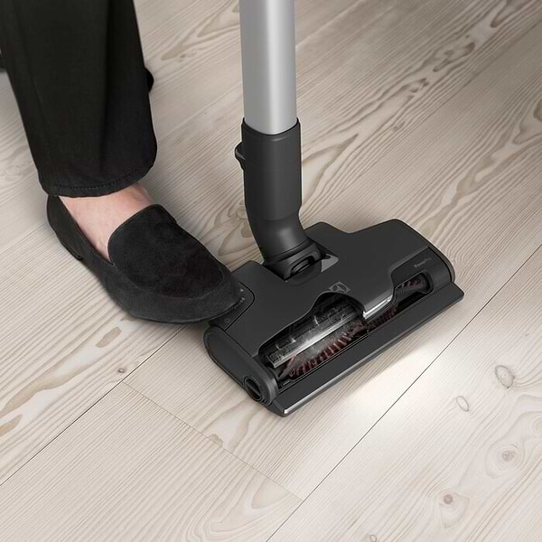 Фото - Пылесос ручной для дома Electrolux EP81HB25SH
