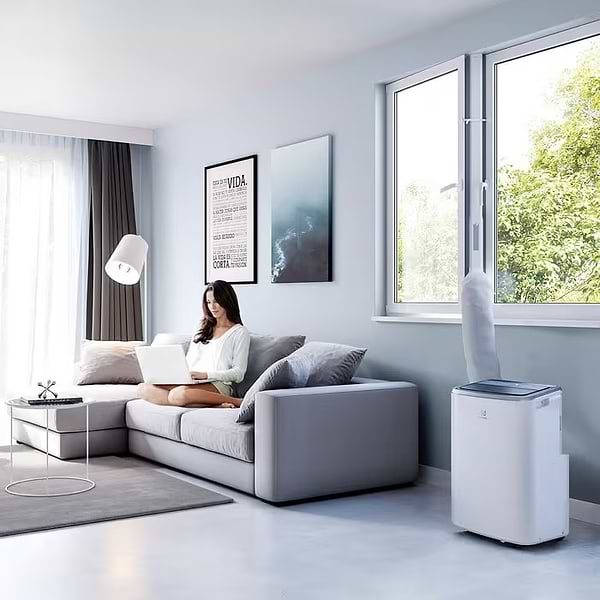 Фото - Кондиціонер мобільний Electrolux EXP26U338HW